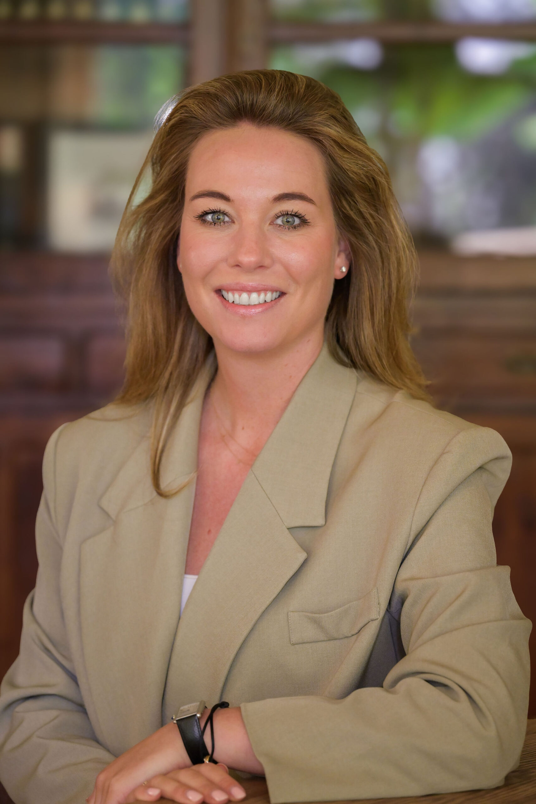 Sophie (Sales Manager)